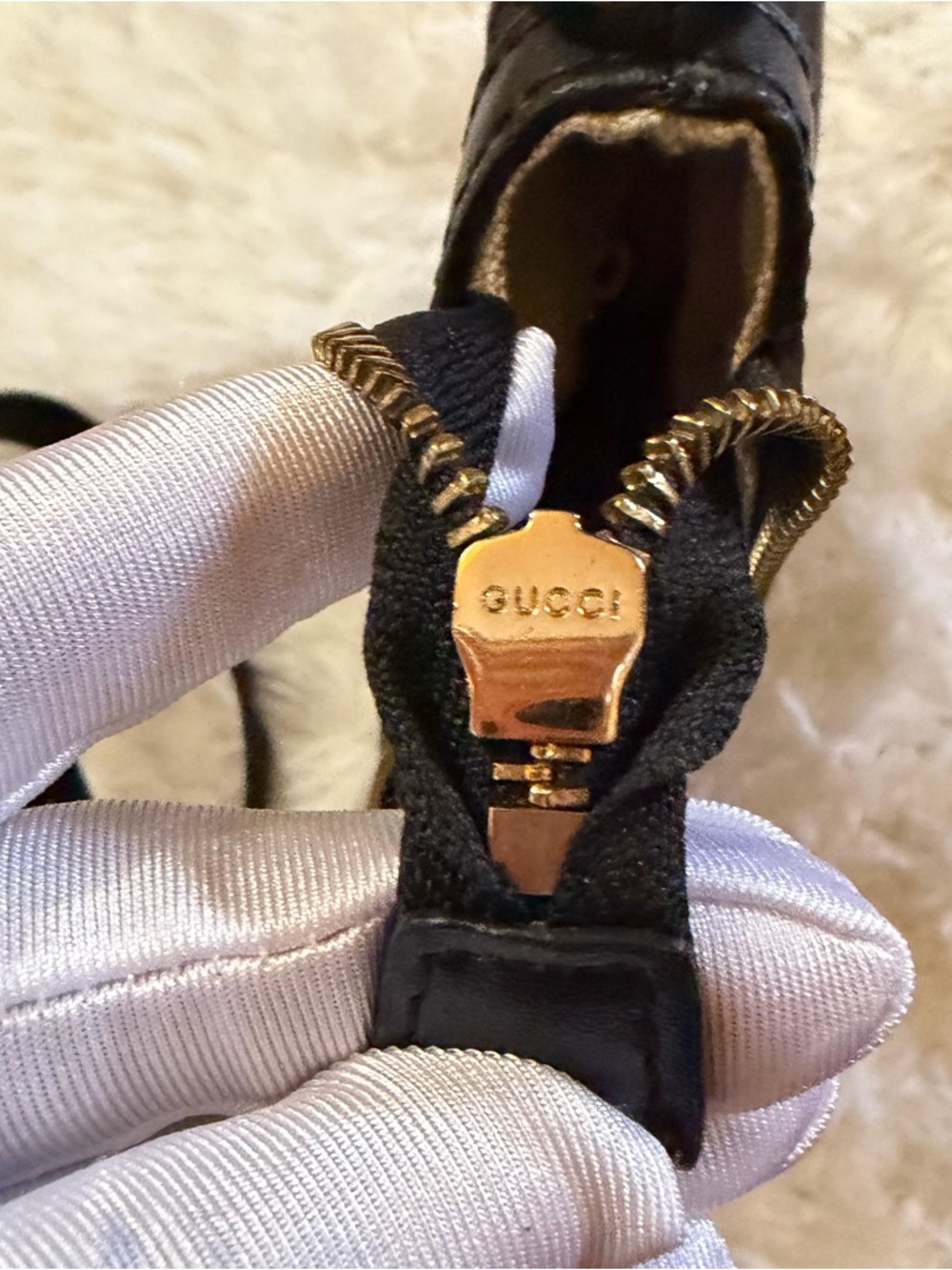 authentic Gucci Web Black Canvas Crossbody Bag - Picture 5 of 12